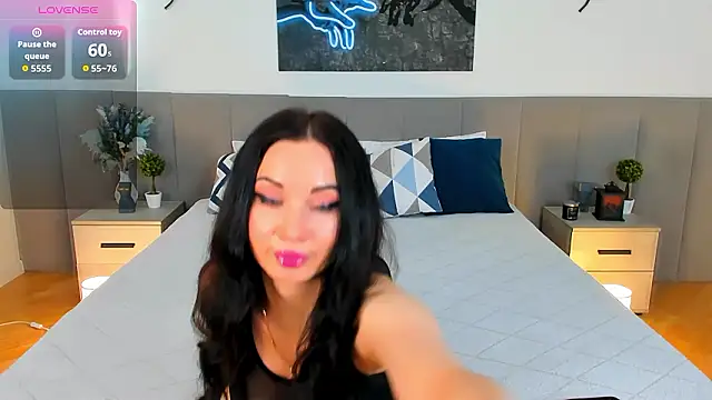 แชท XXX สดของ MiaBecky