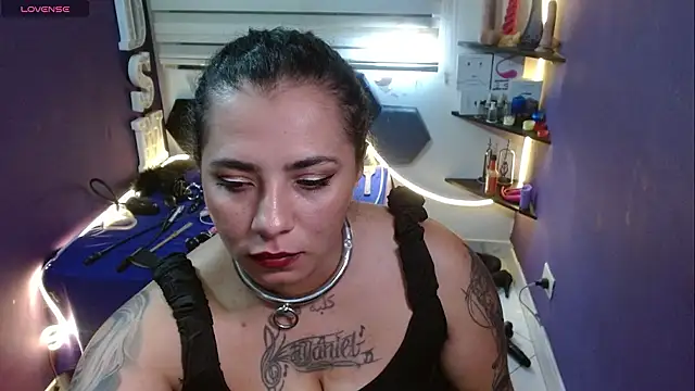 Alexa_Slavehot777: απευθείας συνομιλία ΧΧΧ