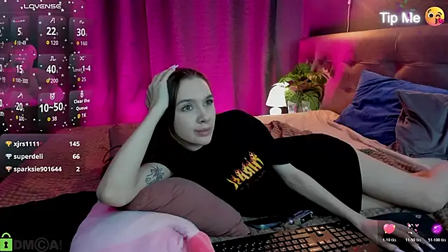 XXX chat uživo modela Lesi_Moonie01