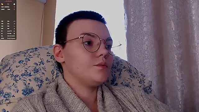 KrisNeal Live XXX-Chat