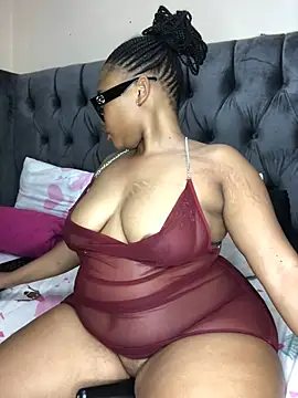 Anaelle24 Adlı Modelin Canlı XXX Sohbeti