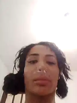 Loiraput09AZ Webcam-Show