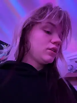 XXX chat uživo modela Cutiepiespanks