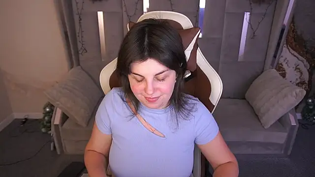 MirandaWong Chat XXX in diretta