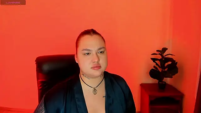 Sofiawetsweet: απευθείας συνομιλία ΧΧΧ