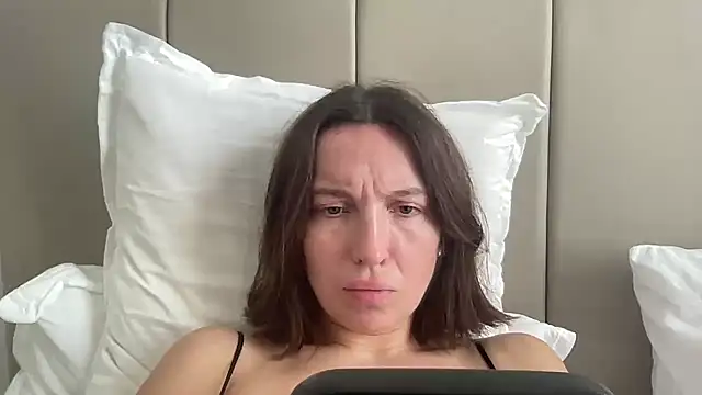 Webkamerová show CArivora