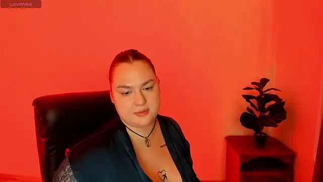XXX chat uživo modela Sofiawetsweet