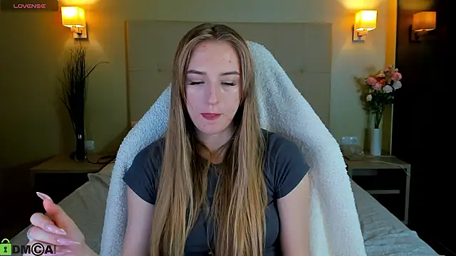 Stacy_River Adlı Modelin Canlı XXX Sohbeti