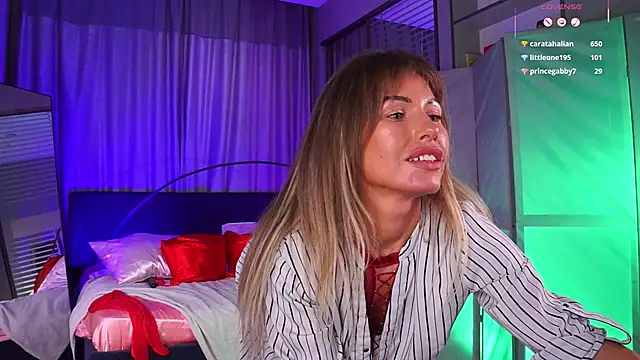 Nikki__Amour: онлайн-секс-чат