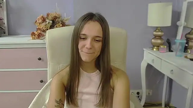 dirtyxEmily – Naživo XXX chat