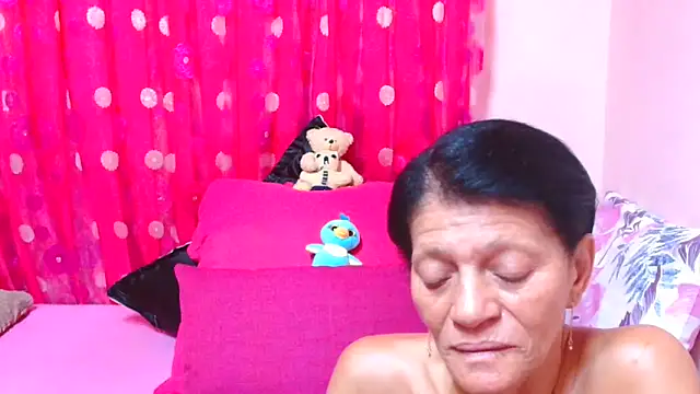 Chat XXX en directo de SLUTTYROXY