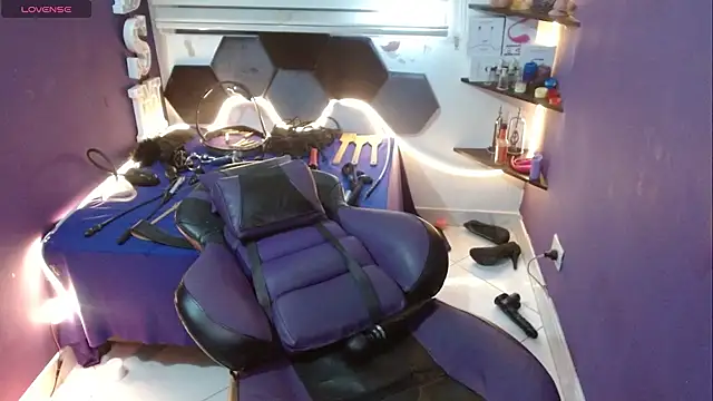 Živý XXX chat Alexa_Slavehot777