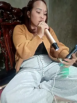 Melylyna élő XXX-chatje