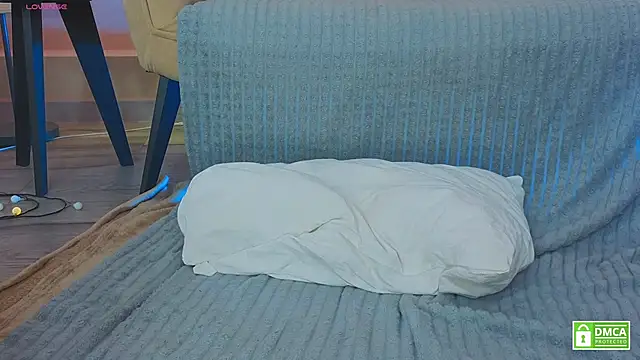 OliviaKis_'s Live XXX Chat