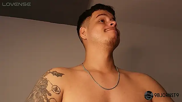 Chat XXX en directo de BjornSteel