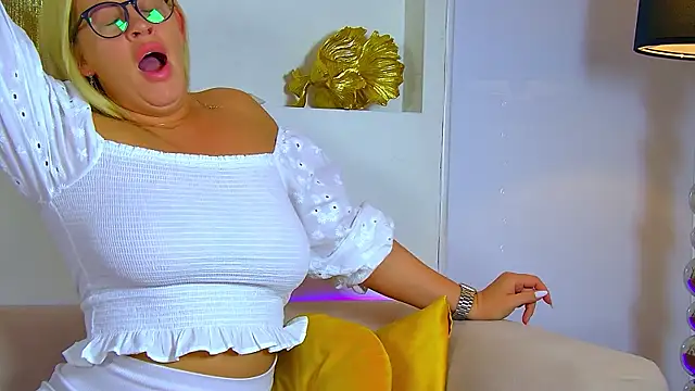 Chat XXX en directo de MariaNeumann