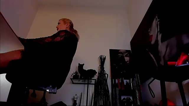 MistressDemi Live XXX-Chat