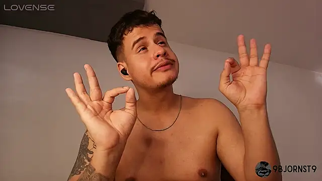 BjornSteel 라이브 XXX 채팅