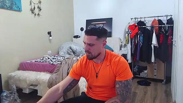 Chat XXX en directo de Tiberius_hunk