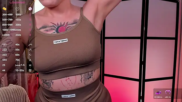 LianaFord 现场XXX聊天