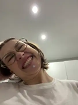 RinaCat's Live XXX Chat