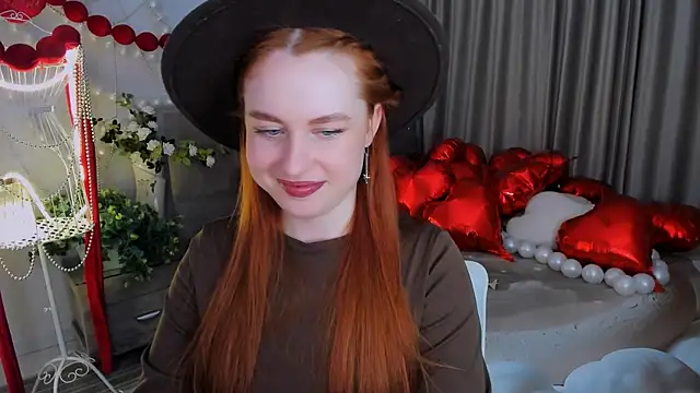 AirySilhouette élő XXX-chatje