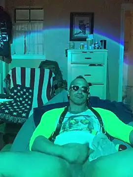 daddydonkey84 Show in webcam