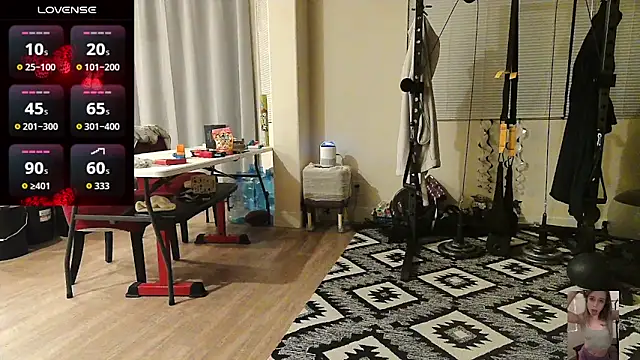 XXX chat uživo modela Blondiewithanass