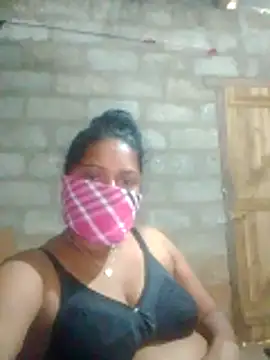 boosypussy Adlı Modelin Web Kamerası Şovu