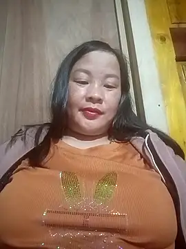 XXX chat uživo modela MinaYangon502