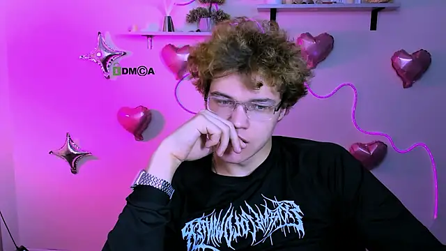 Вебкам-шоу lucas_long_