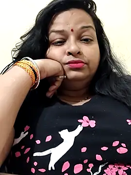 Sexey-Model21: διαδικτυακό σόου στην κάμερα