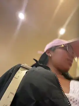 SheenaBrooke webkamerás műsora