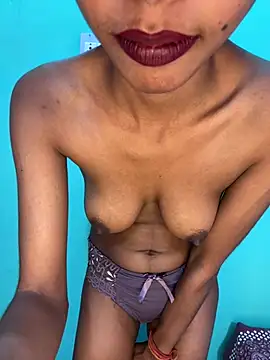 Small_Titssのウェブカメラショー