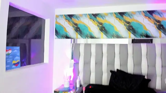 Chatroom XXX en direct de IsaDiiaz