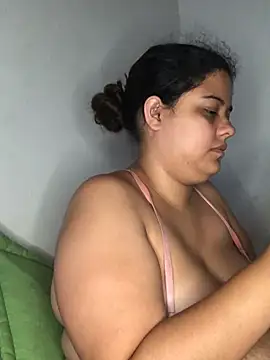 luisahot_9727 Adlı Modelin Canlı XXX Sohbeti