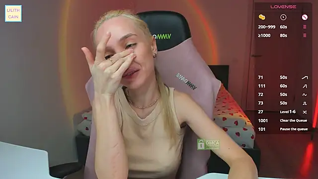 Lilith_Cain: онлайн-секс-чат