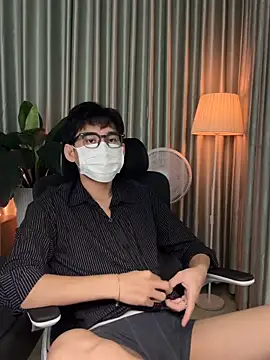 Chat XXX en directo de MinhTuanLive