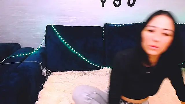 BURNING-BRUNETKA – Naživo XXX chat