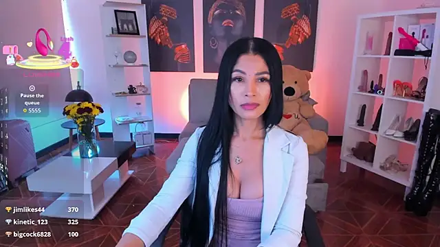 Chat +18 de saralife ao vivo