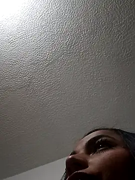 Naomy_Gomez_のライブXXXチャット