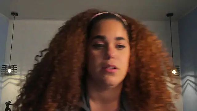 ninna_curly – Naživo XXX chat