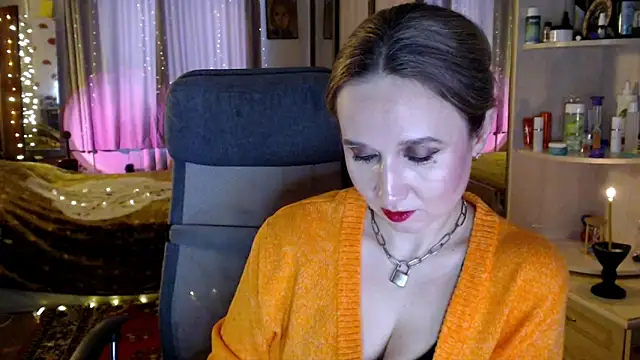 ClassyInna – Naživo XXX chat