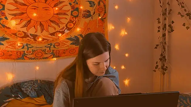 AliceCUNTach – Naživo XXX chat