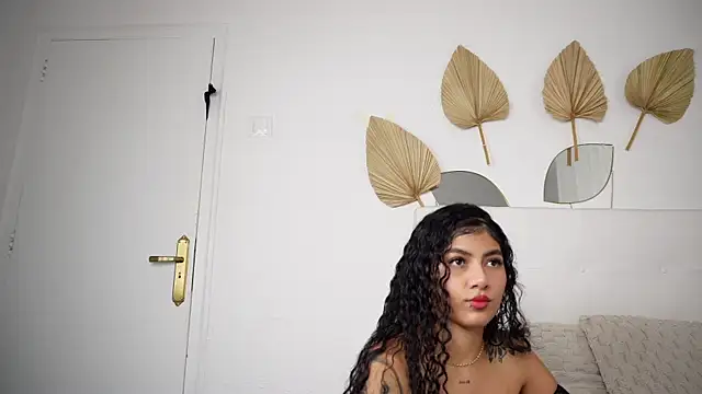 BrianaDesire – Naživo XXX chat