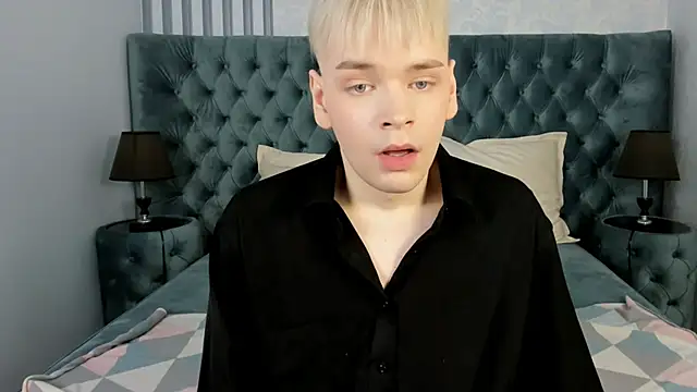 Je_Salvatore webcam show