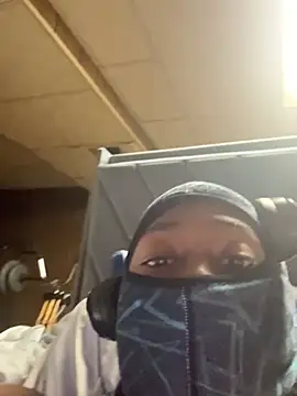 ProveYourLoyalty2n Webbikameraesitys