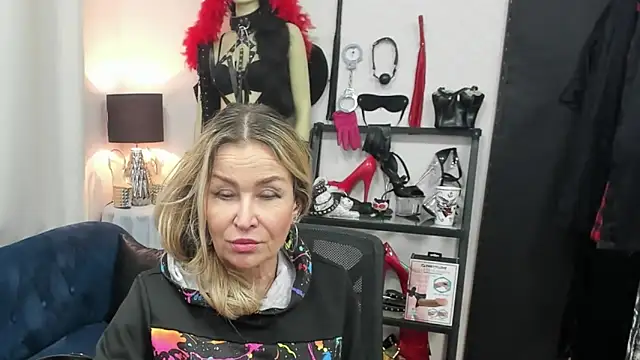 crystaLUX Show in webcam