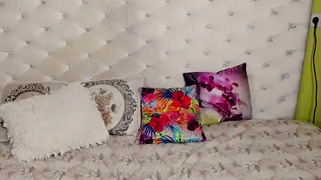 DoraMay – Naživo XXX chat