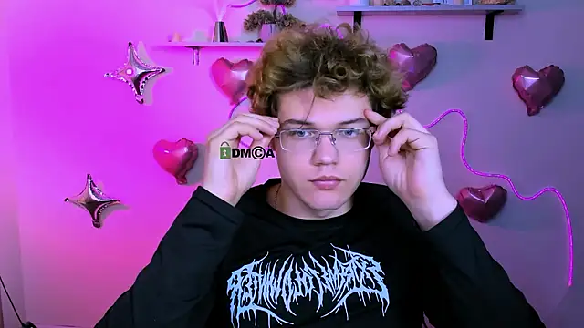 lucas_long_n Live XXX chat